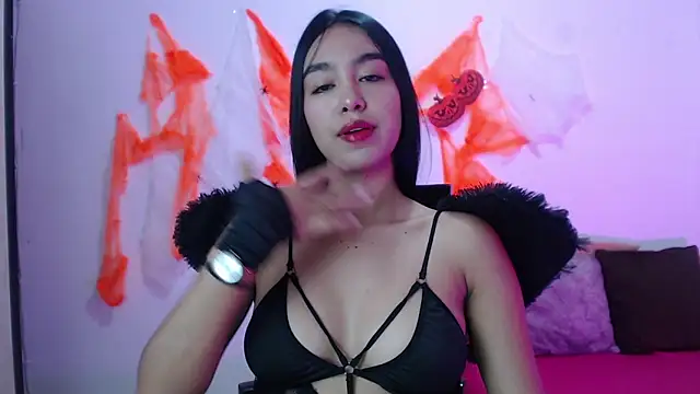 kyra fox  online show from 10-31-25, 12:35