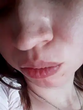 Snapshot of Tudiablita21 chatting on 10-25-25, 04:22 Tudiablita21 online show from 10-25-25, 04:22