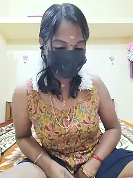 Snapshot of Tamil_Ishu chatting on 07-13-26, 04:28 Tamil Ishu online show from 07-13-26, 04:28