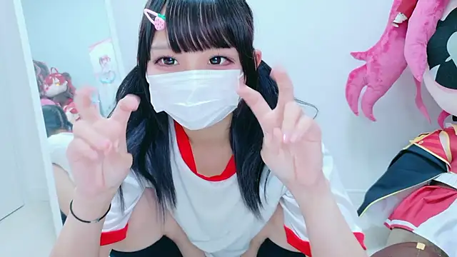 Snapshot of Hina-qp chatting on 04-23-26, 10:44 Hina-qp online show from 04-23-26, 10:44