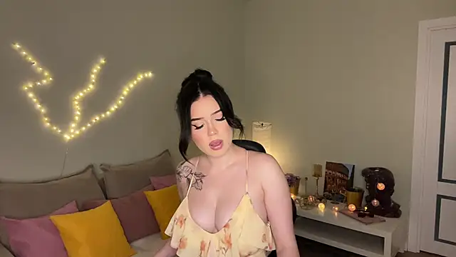 mistress of hearts online show from 07-18-26, 01:30
