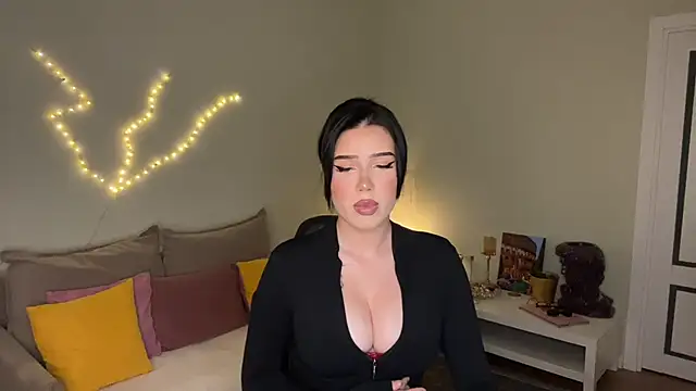 mistress of hearts online show from 07-16-26, 02:03