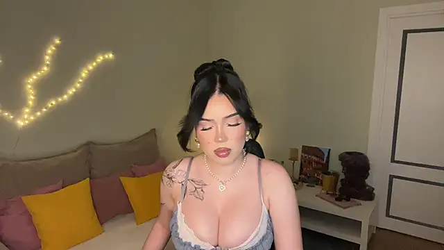 mistress of hearts online show from 07-22-26, 02:30