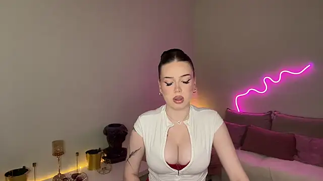 mistress of hearts online show from 06-16-26, 12:49
