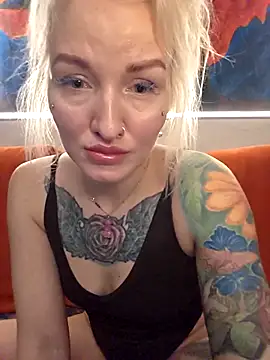 Snapshot of KateMonroe chatting on 04-24-26, 08:55 KateMonroe online show from 04-24-26, 08:55