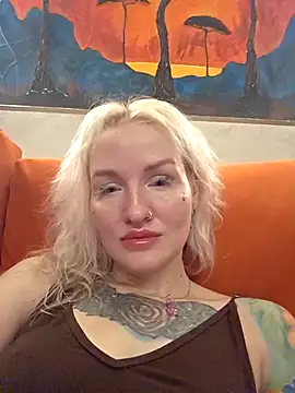 Snapshot of KateMonroe chatting on 05-09-26, 09:51 KateMonroe online show from 05-09-26, 09:51