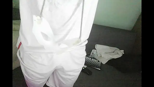 boyhigh1997 online show from 07-07-26, 04:32