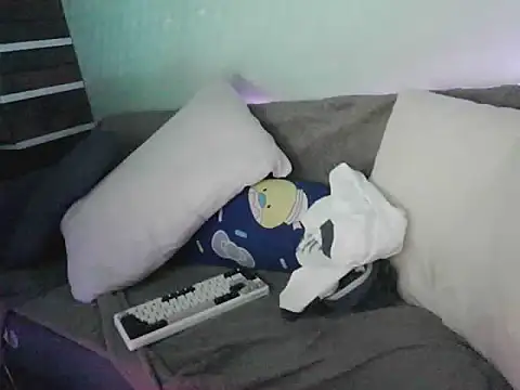 boyhigh1997 online show from 10-23-25, 03:32