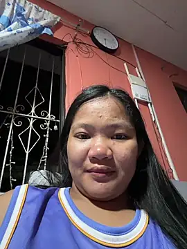 Snapshot of princess_janine chatting on 05-23-26, 04:39 princess janine online show from 05-23-26, 04:39