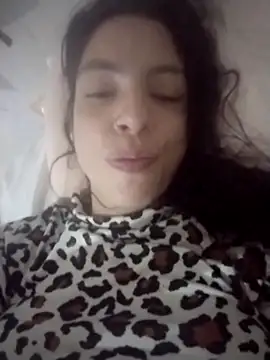 chicalunar24 online show from 11-25-25, 01:17