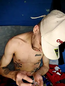 Demian24  online show from 10-19-25, 08:44