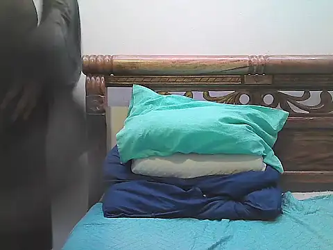 morenocabro10 online show from 09-24-25, 08:26
