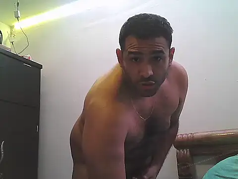 morenocabro10 online show from 09-09-25, 10:19