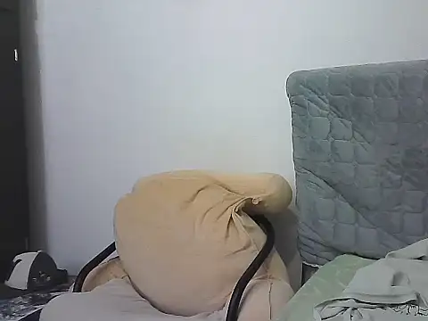 morenocabro10 online show from 11-23-25, 01:48