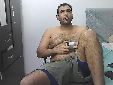 morenocabro10 online show from 04-10-26, 11:45