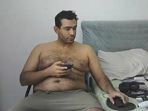 Snapshot of morenocabro10 chatting on 05-02-26, 02:50 morenocabro10 online show from 05-02-26, 02:50