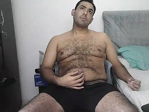 Snapshot of morenocabro10 chatting on 06-06-26, 03:01 morenocabro10 online show from 06-06-26, 03:01