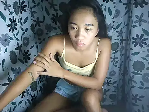 Virgen christine01 online show from 04-02-26, 10:49