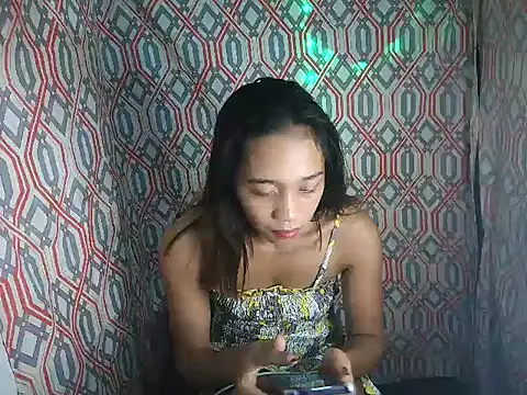 Virgen christine01 online show from 11-19-25, 12:43