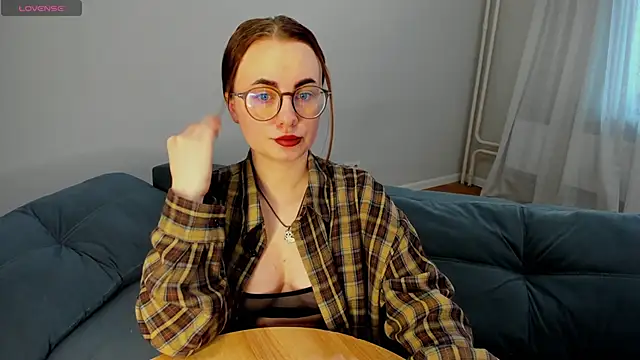 MewStella online show from 04-15-26, 01:22