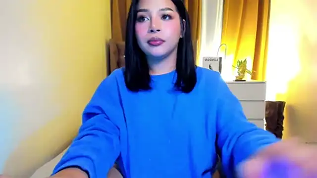 LauraLoove online show from 12-03-25, 05:01