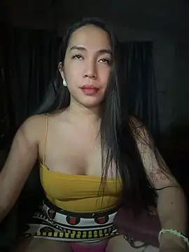 Snapshot of NicoleRoseTS chatting on 04-14-26, 03:28 NicoleRoseTS online show from 04-14-26, 03:28