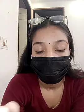 Cute Rakhi8 online show from 11-20-25, 04:35