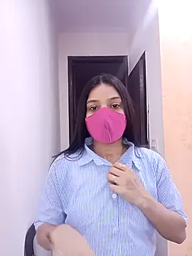 Snapshot of Cute_Rakhi8 chatting on 05-10-26, 05:44 Cute Rakhi8 online show from 05-10-26, 05:44