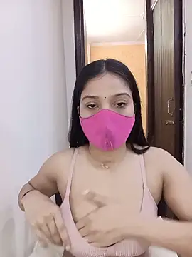 Snapshot of Cute_Rakhi8 chatting on 05-15-26, 04:54 Cute Rakhi8 online show from 05-15-26, 04:54