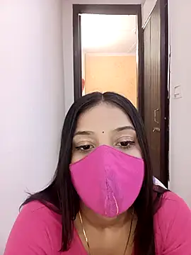 Snapshot of Cute_Rakhi8 chatting on 05-08-26, 05:00 Cute Rakhi8 online show from 05-08-26, 05:00