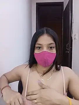 Snapshot of Cute_Rakhi8 chatting on 06-22-26, 06:21 Cute Rakhi8 online show from 06-22-26, 06:21