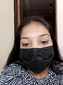 Cute Rakhi8 online show from 10-24-25, 04:44