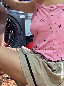 Snapshot of Mei-Mei89 chatting on 09-28-25, 01:12 Mei-Mei89 online show from 09-28-25, 01:12