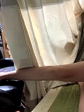 Snapshot of Mei-Mei89 chatting on 09-23-25, 02:57 Mei-Mei89 online show from 09-23-25, 02:57