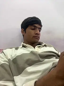 Snapshot of funny_sexxx chatting on 02-07-26, 05:15 funny sexxx online show from 02-07-26, 05:15