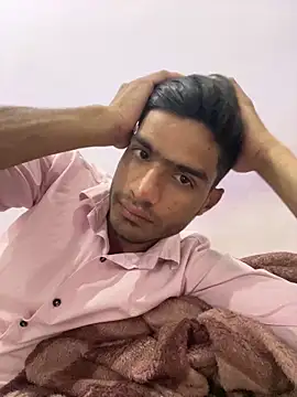 Snapshot of funny_sexxx chatting on 02-25-26, 08:36 funny sexxx online show from 02-25-26, 08:36