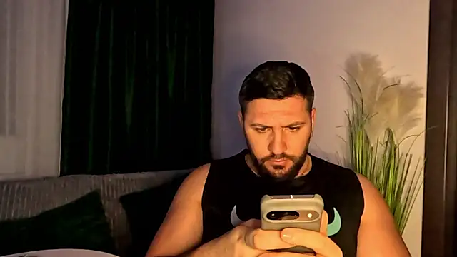 Gold Alpha Boy online show from 01-15-26, 03:48