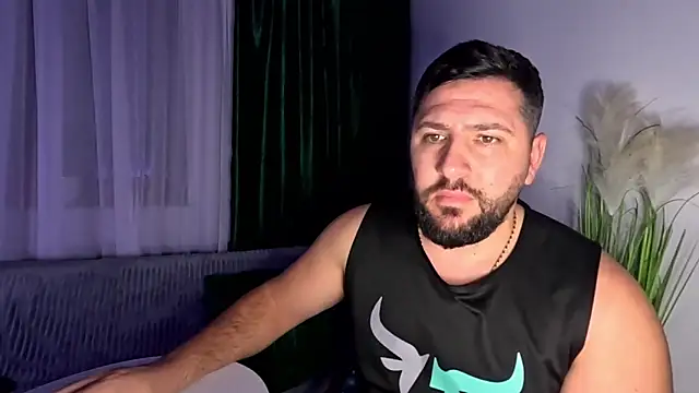 Gold Alpha Boy online show from 01-16-26, 08:24