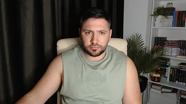 Gold Alpha Boy online show from 06-05-26, 05:34