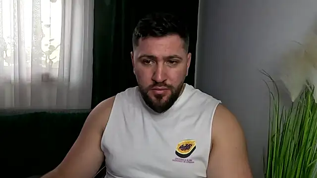 Gold Alpha Boy online show from 03-31-26, 01:57