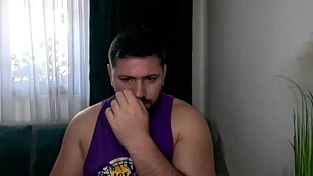 Snapshot of Gold_Alpha_Boy chatting on 04-19-26, 08:26 Gold Alpha Boy online show from 04-19-26, 08:26