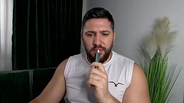 Gold Alpha Boy online show from 04-09-26, 11:16