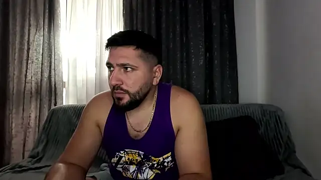 Gold Alpha Boy online show from 11-06-25, 11:25