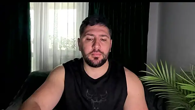 Snapshot of Gold_Alpha_Boy chatting on 06-12-26, 05:38 Gold Alpha Boy online show from 06-12-26, 05:38