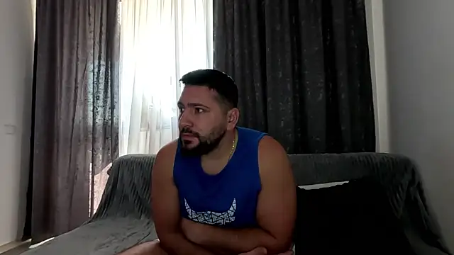 Snapshot of Gold_Alpha_Boy chatting on 10-12-25, 08:16 Gold Alpha Boy online show from 10-12-25, 08:16