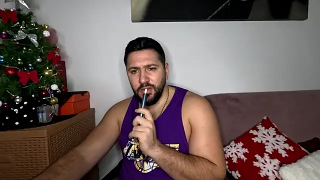 Gold Alpha Boy online show from 12-20-25, 10:51