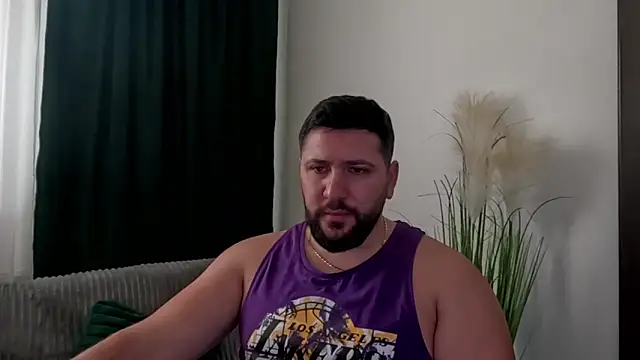 Gold Alpha Boy online show from 01-18-26, 01:03