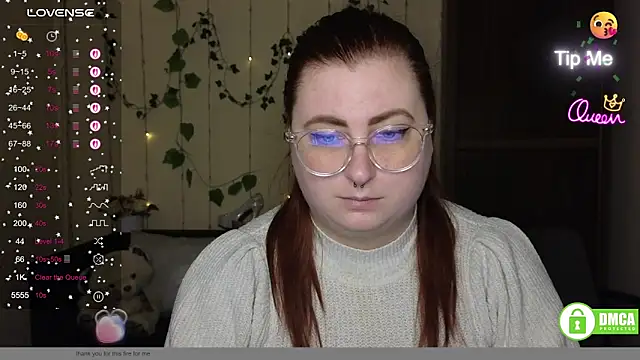 Snapshot of Alicia_love00 chatting on 04-25-26, 05:21 Alicia love00 online show from 04-25-26, 05:21