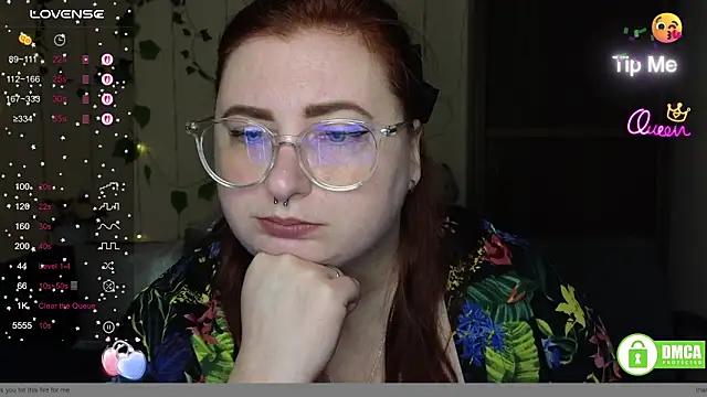 Snapshot of Alicia_love00 chatting on 05-08-26, 05:22 Alicia love00 online show from 05-08-26, 05:22