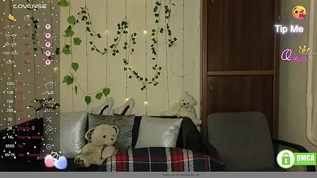Snapshot of Alicia_love00 chatting on 05-05-26, 05:21 Alicia love00 online show from 05-05-26, 05:21